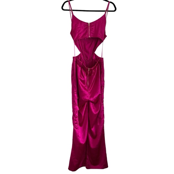 #53- 🔥 Hot Pink Satin Cutout Jumpsuit – Trendy & Bold Statement Piece! 🔥 - Picture 5 of 5